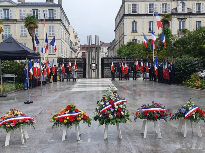 La cérémonie à PAU